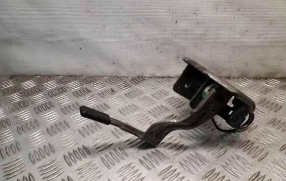 Mitsubishi Colt Tailgate interior release/open handle 