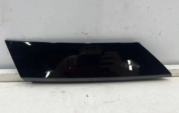 Mazda CX-3 (C) pillar trim d10e50n11