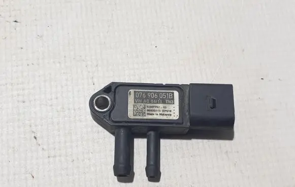 Volkswagen Amarok Air pressure sensor 076906051B