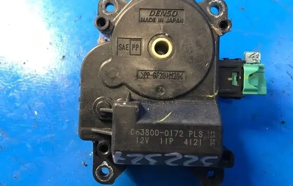Lexus IS 220D-250-350 Air flap motor/actuator 0638000172
