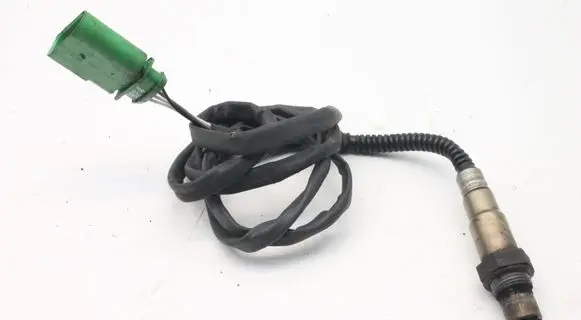 Audi A4 S4 B7 8E 8H Lambda probe sensor 078906265AA