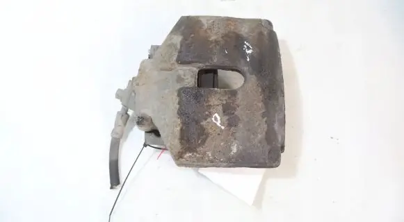 Volkswagen PASSAT B7 USA Front brake caliper