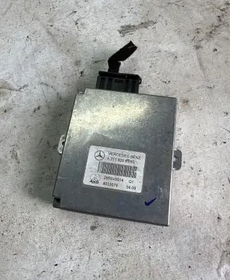 Mercedes-Benz E W211 Other control units/modules A2118206185 4033079 2855V0014