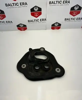BMW 4 F32 F33 Other engine bay part 9207093 144246