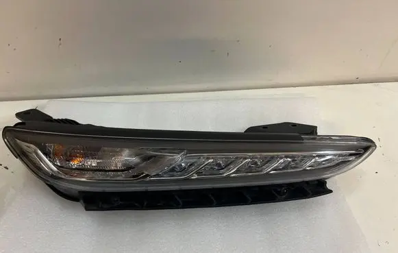 Hyundai Kona I LED Daytime headlight 92208J90