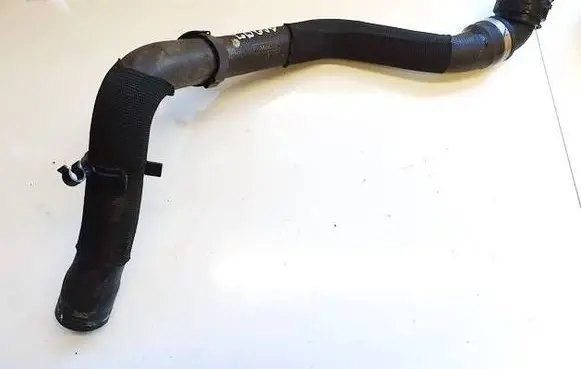 Ford Kuga I Engine coolant pipe/hose AV418260AC