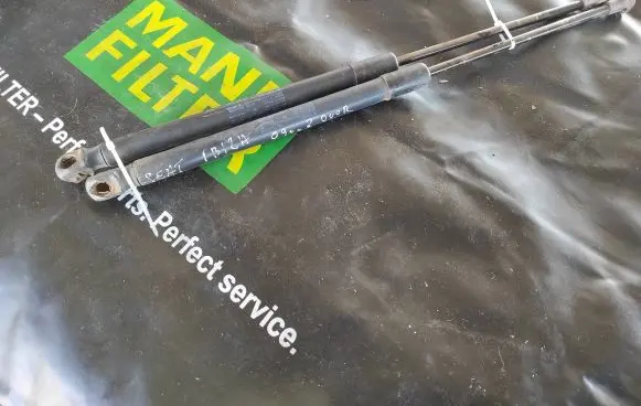 Seat Ibiza III (6L) Tailgate/trunk strut/damper 6j3827550