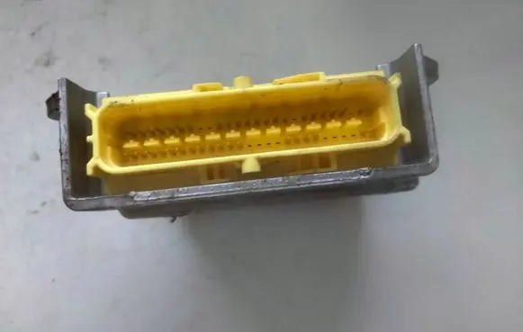 Skoda Octavia Mk2 (1Z) Airbag control unit/module 1K0909605T 5WK43412 05H020S2300