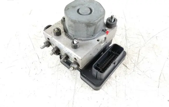 Dacia Sandero ABS Pump 476608644R