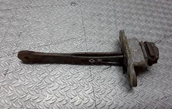 Mitsubishi Pajero Loading door check strap stopper 