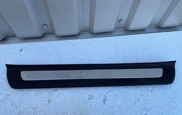 KIA Sportage Front sill trim cover 85873F1500WK