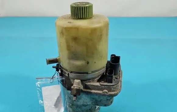 Skoda Fabia Mk2 (5J) Power steering pump 6R0423156C IMPRK1571817