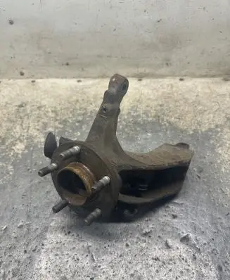 Ford C-MAX I Front wheel hub