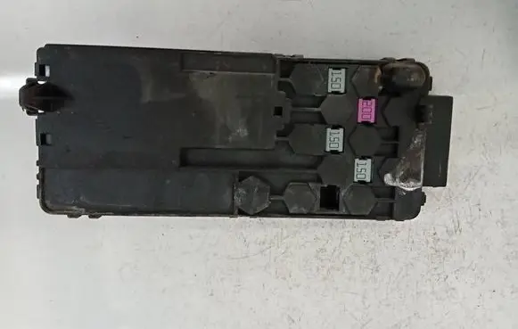 Mercedes-Benz E W211 Fuse box set 013948411 0-1394841-1