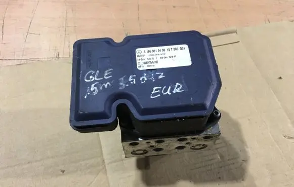 Mercedes-Benz GLE (W166 - C292) ABS Pump A1669013400