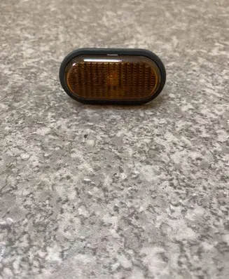 Renault Master II Front fender indicator light 7700847333