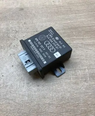 Audi A3 S3 8P Light module LCM 8P0907357F 5LA008379