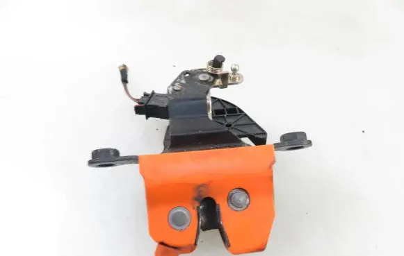 Skoda Octavia Mk1 (1U) Tailgate/trunk/boot lock/catch/latch 1U6827501G