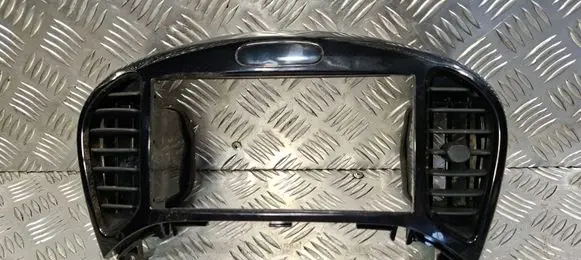 Nissan Juke I F15 Dash center air vent grill 68260BX80A