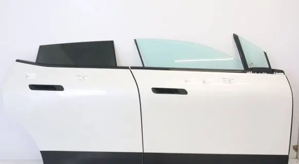 BMW iX Front door 9852654122