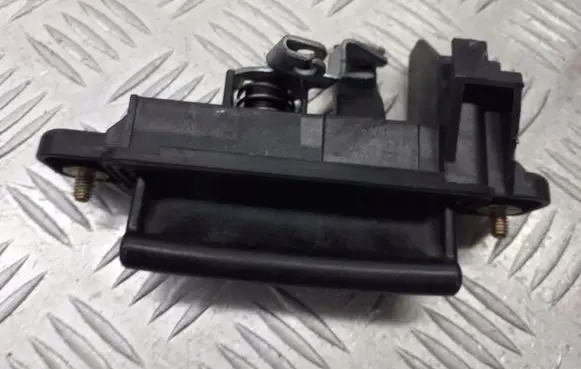 Mazda 3 I Tailgate/trunk/boot exterior handle 