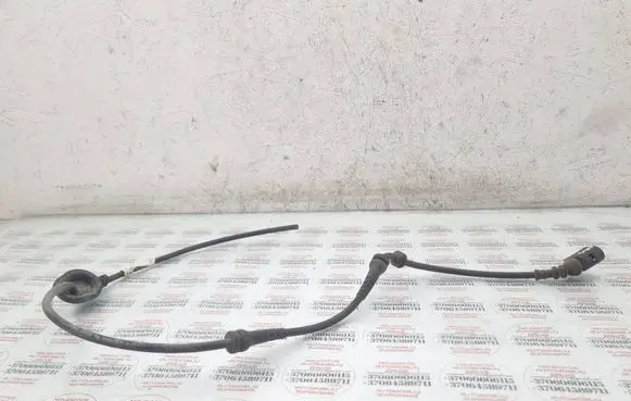 Volkswagen Touran I Rear ABS sensor wiring 1T0927904L