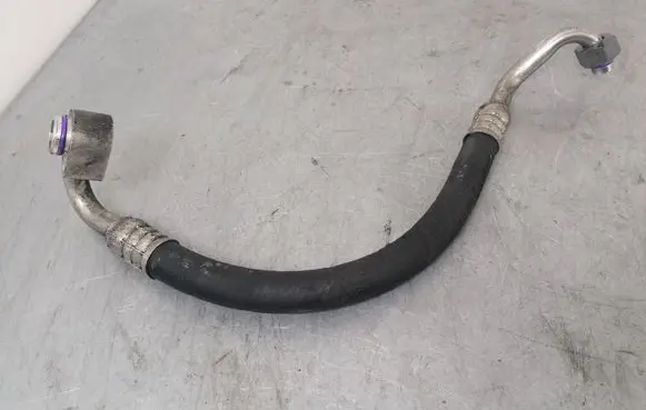 Audi A8 S8 D2 4D Air conditioning (A/C) pipe/hose 4D0260707G