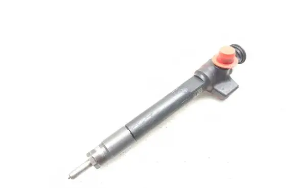 Ford Mondeo MK V Fuel injector 28602948 9674984080