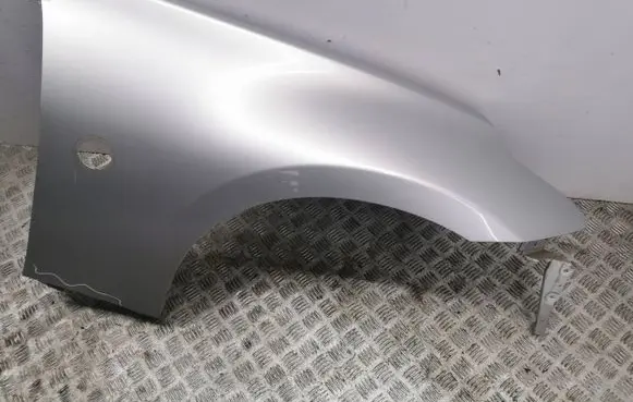 Nissan 370Z Fender