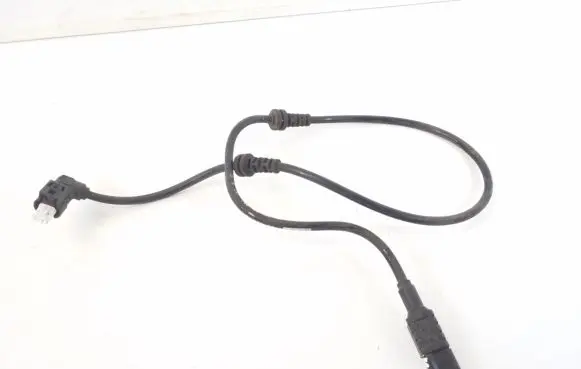 Mercedes-Benz CLA C118 X118 Front ABS sensor wiring A2475400500