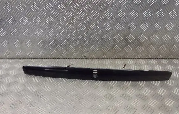 Skoda Octavia Mk1 (1U) Rear window tailgate spoiler 1U6827577E