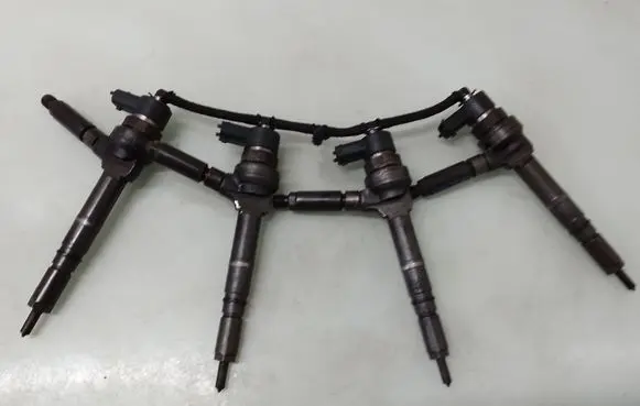 Opel Astra H Fuel injectors set 