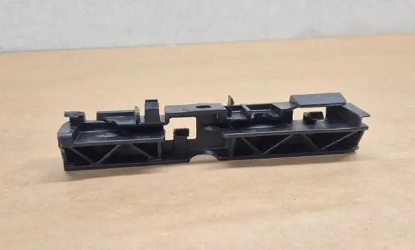Audi A6 S6 C7 4G Fender mounting bracket 4G0853921B
