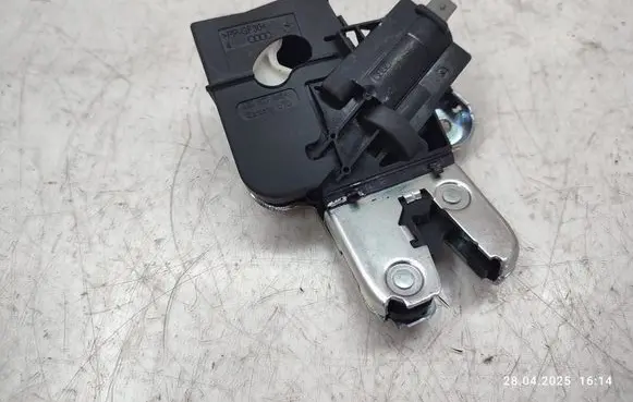 Audi A4 S4 B8 8K Tailgate/trunk/boot lock/catch/latch 4F5827505
