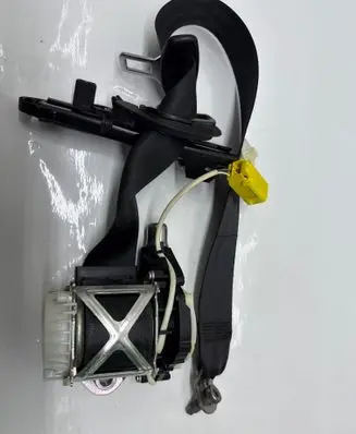 Volkswagen PASSAT CC Front seatbelt 34032207B 1011091509 0X00Y349