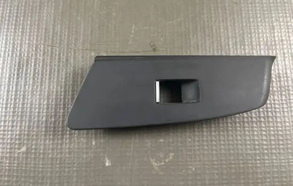 BMW 5 G30 G31 G38 Rear door window switch trim 2874702