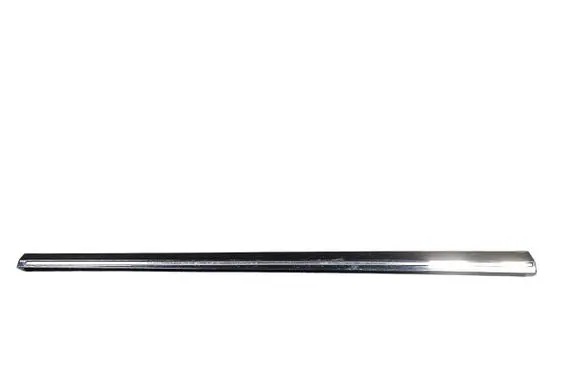 Honda Civic Front door trim (molding) 75302SNB