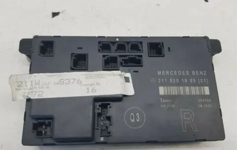 Mercedes-Benz E W211 Door control unit/module 2118201685 nr1919