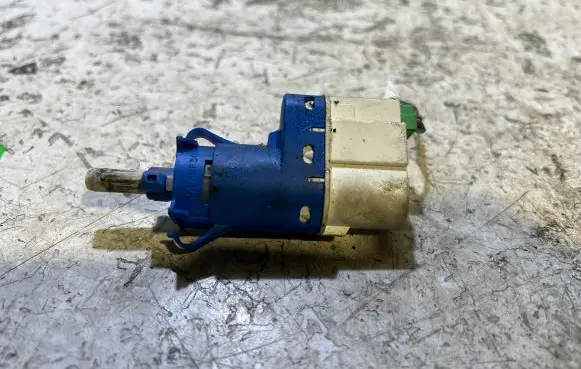 Ford Mondeo MK IV Brake pedal sensor switch 3M5T9C872AC