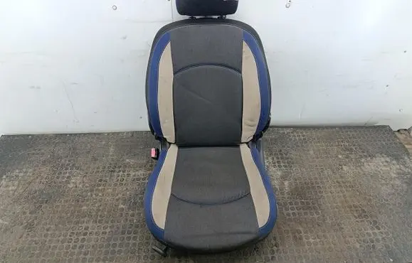 Peugeot 206 Front driver seat 