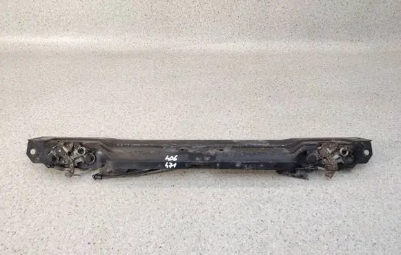 Peugeot 406 Radiator support slam panel