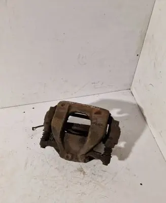 Toyota Avensis T270 Front brake caliper Y04303