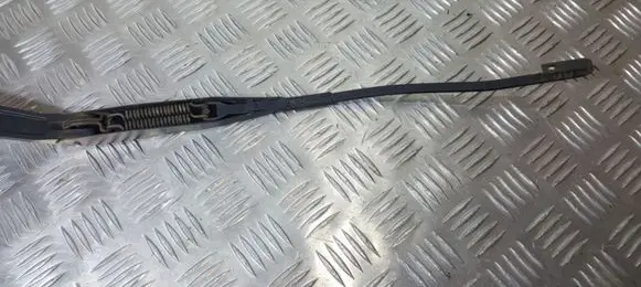 Alfa Romeo 156 Front wiper blade arm A065