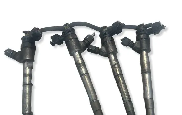 Opel Insignia A Fuel injectors set 0445110713