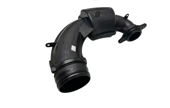 Volvo XC40 Intercooler hose/pipe 32252698