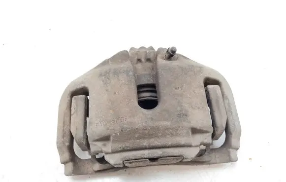 BMW 5 GT F07 Front brake caliper 2409R