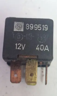 Audi A4 S4 B5 8D Other relay 899519
