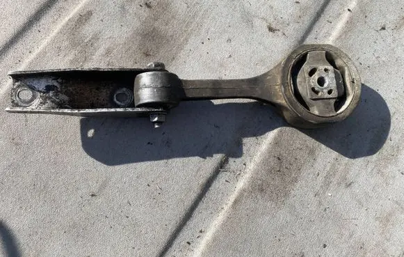 Seat Ibiza IV (6J,6P) Engine mount bracket PX0047 PX0047103