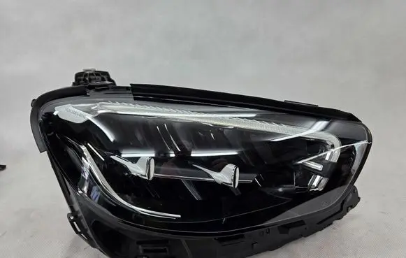Mercedes-Benz E W213 Headlight/headlamp A2139067609