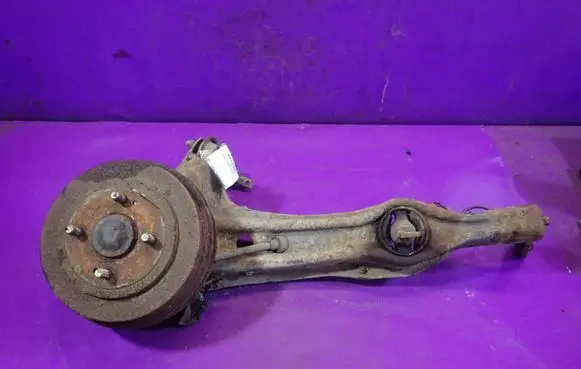 Honda Civic Rear wheel hub spindle/knuckle